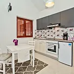 Ivusic Apartment
