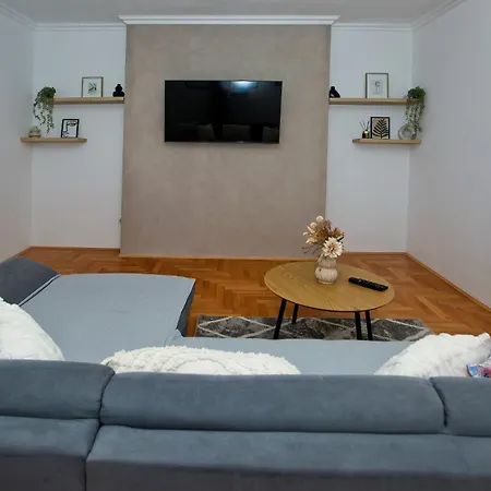 Ivusic Apartment