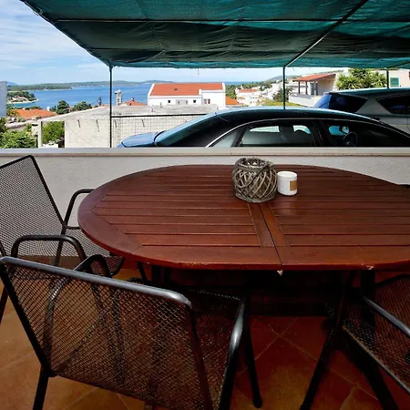 Ivusic Apartment Hvar Town